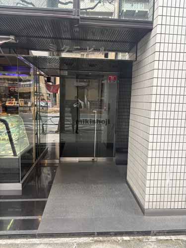 ミクニビル エントランス1