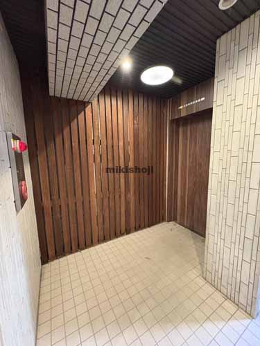 宮ビル エレベーターホール1