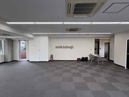 恵比寿のｅｂｉｓｕ４２２ 貸室内1