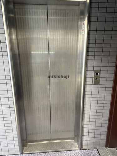 九段北の喜助九段北ビル エレベーターホール1