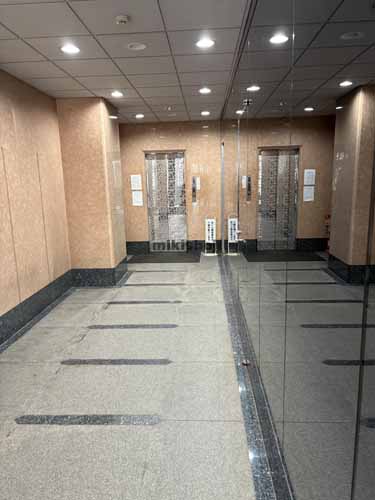 入船・新富の弘報ビル エレベーターホール1