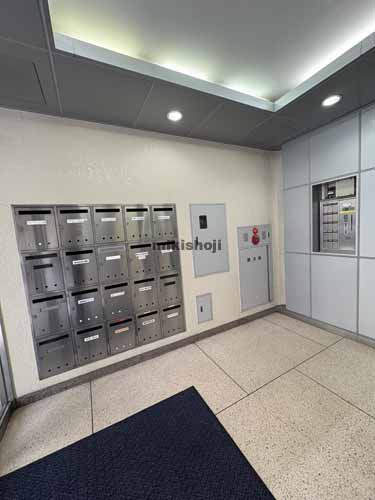 日本橋浜町の東味ビル エレベーターホール3