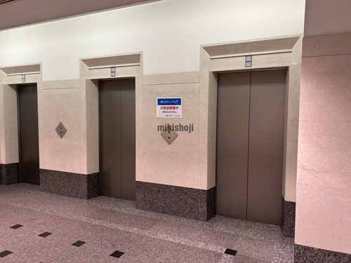 勝どきサンスクエア エレベーターホール1