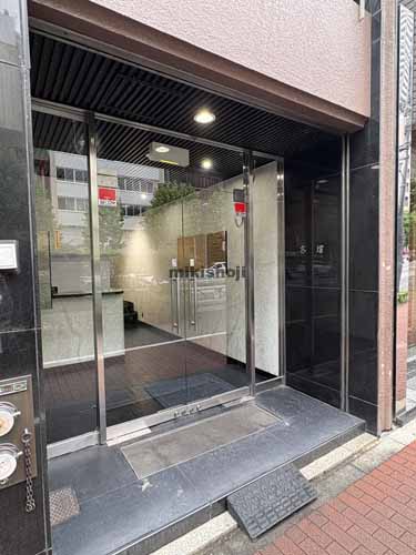日本橋人形町・堀留町・小舟町・富沢町の高道ビル エントランス1
