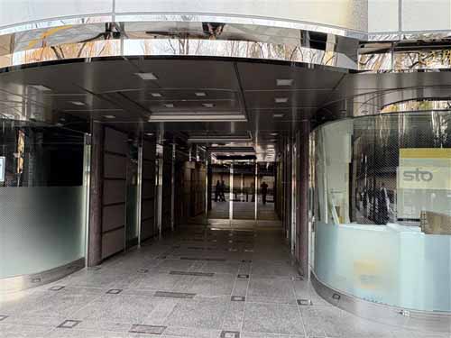 九段南の飛栄九段ビル エントランス1