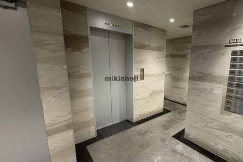 シエルブルー麹町 エレベーターホール1