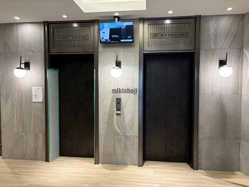 中目黒のフロンティア中目黒 エレベーターホール1