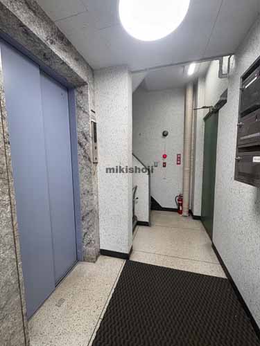 日東ビル エントランス1