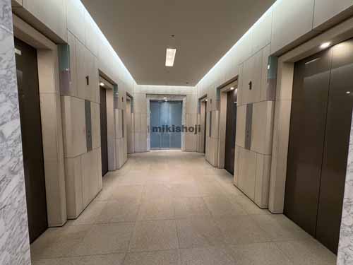 赤坂・元赤坂の赤坂溜池タワー エレベーターホール1