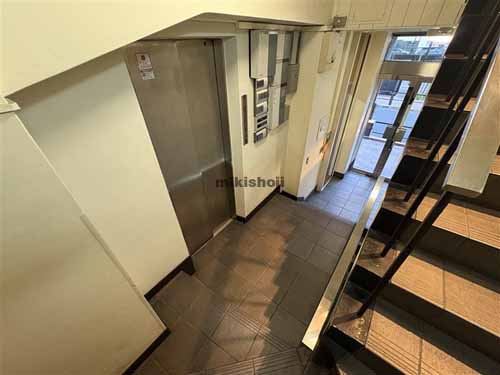 九段北の九段北１丁目ビル エレベーターホール1