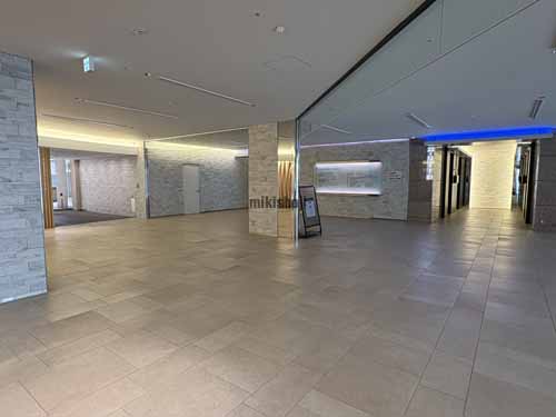 東京フロントテラス エントランス2