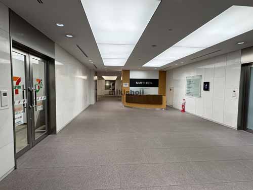 神田錦町・一ツ橋のＮＭＦ竹橋ビル エントランス3