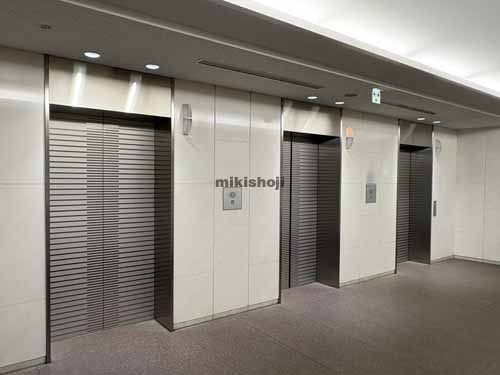 神田錦町・一ツ橋のＮＭＦ竹橋ビル エレベーターホール2