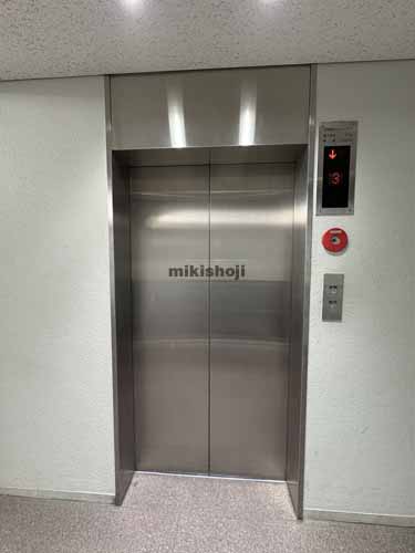 神田錦町・一ツ橋のＮＭＦ竹橋ビル エレベーターホール3