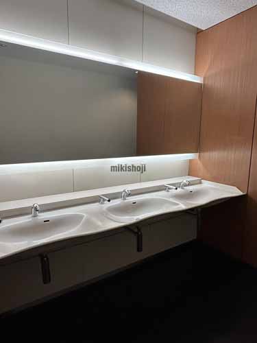 日本生命丸の内ビル 水回り3