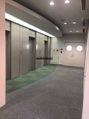 西新宿の西新宿ＫＳビル エレベーターホール1