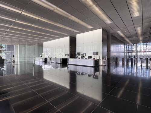 丸の内・大手町のグラントウキョウ　サウスタワー エントランス1