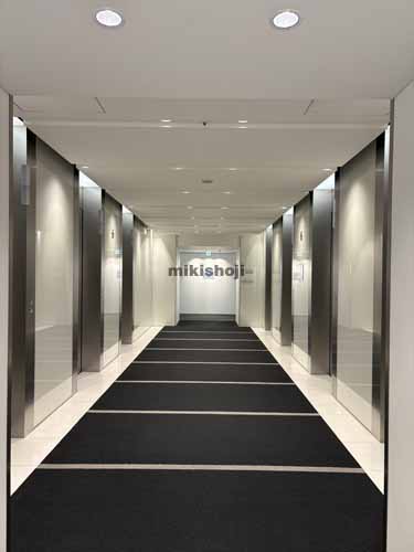 丸の内・大手町のグラントウキョウ　サウスタワー エレベーターホール2