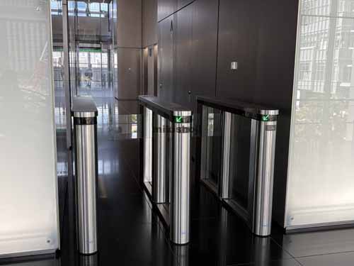 丸の内・大手町のグラントウキョウ　サウスタワー エレベーターホール3