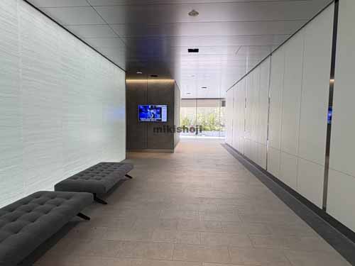 築地の汐留イーストサイドビル エントランス1