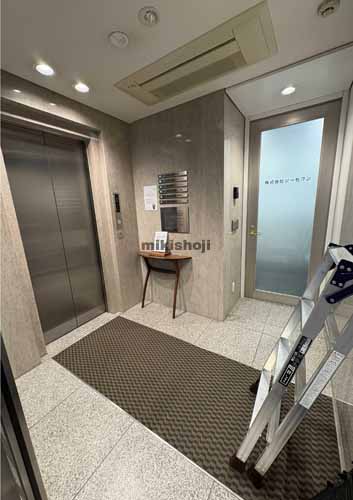 麹町の麹町ブライトンビル エントランス1