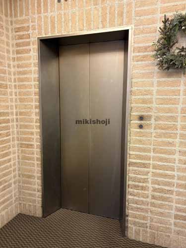 ＥＢＩＳＵ－ＷＥＳＴ エレベーターホール1