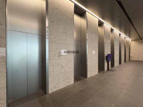 大崎ウィズタワー エレベーターホール1