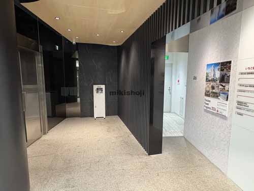 下目黒のいちご目黒ビル エントランス1