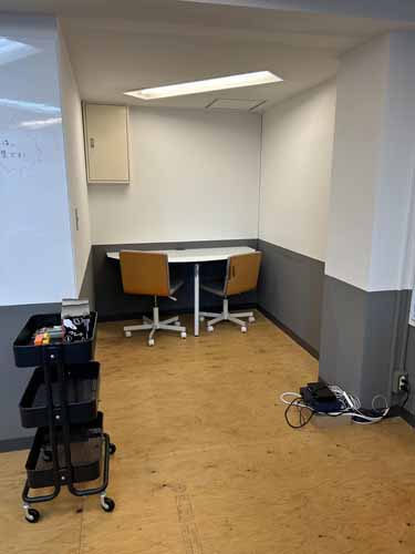 西新宿の新宿ワープ セットアップ室内1