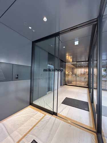 芝の浜松町ＰＲＥＸ エントランス4