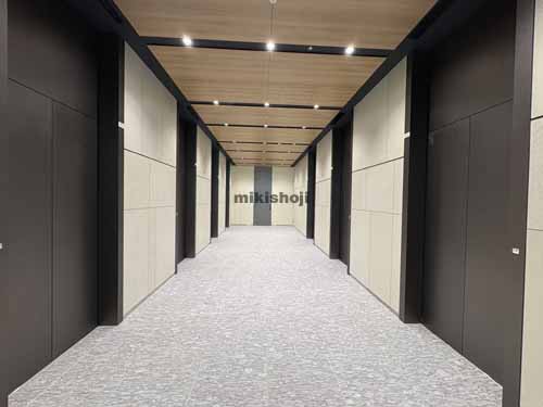 豊洲セイルパークビル エレベーターホール1