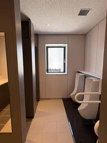 西新橋の御成門郵船ビルディング 水回り2