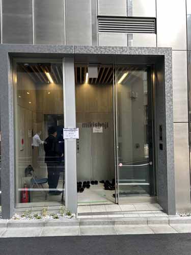 コエル渋谷青山通り エントランス1