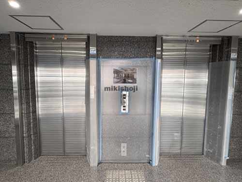 町田市の町田ＳＴビル エレベーターホール1