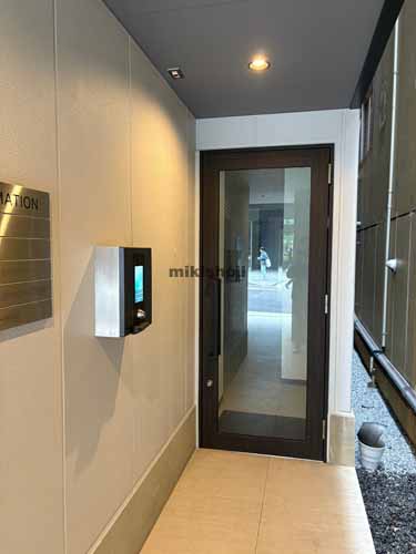 西神田のＡｑｕａ　Ｂ． エントランス2