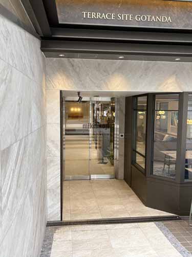 ＴＥＲＲＡＣＥ　ＳＩＴＥ　ＧＯＴＡＮＤＡ エントランス1