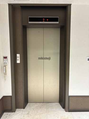 ＴＥＲＲＡＣＥ　ＳＩＴＥ　ＧＯＴＡＮＤＡ エレベーターホール1