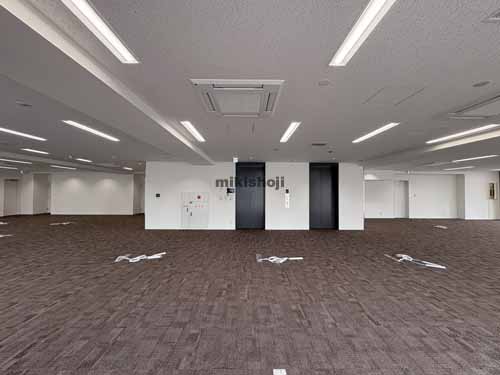 赤坂・元赤坂のＮＢＬ　ＡＲＫ　ＴＯＷＥＲ 貸室内1