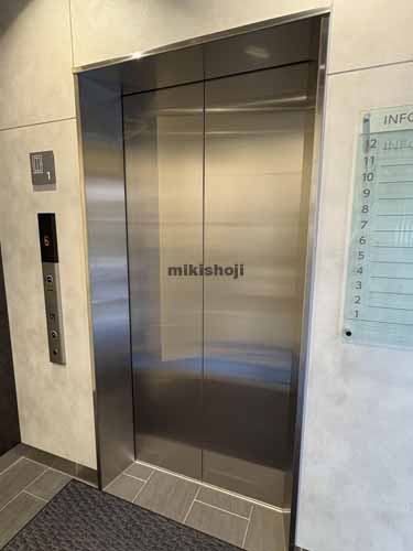 新宿・歌舞伎町の新宿東栄ビル エレベーターホール2