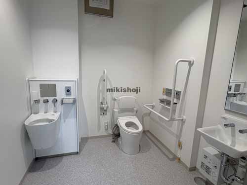 新宿・歌舞伎町の新宿東栄ビル 水回り1