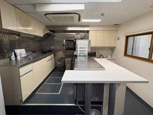 湯島の東西産業貿易(株)旧本社ビル（仮称） 居抜き室内1